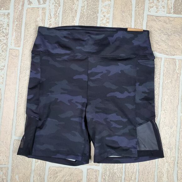 Victoria's Secret PINK Ultimate High Waist 6" Bike Short Mesh - Black Camo Sz M - Picture 1 of 8